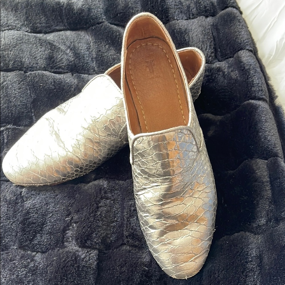 Frye Silver Leather Flats with Distressed Finish